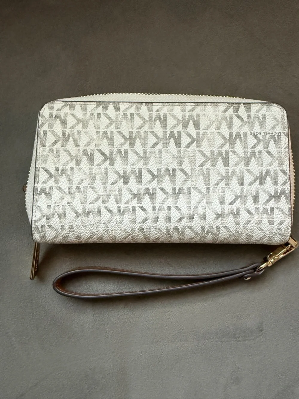 Michael Kors authentic michael